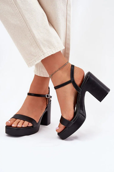 Heel sandals model 214093 Step in style