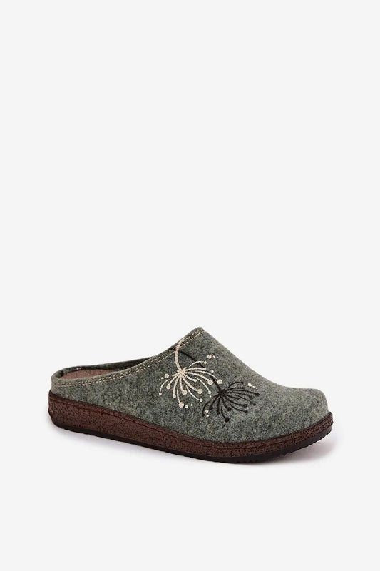Slippers model 220064 Step in style
