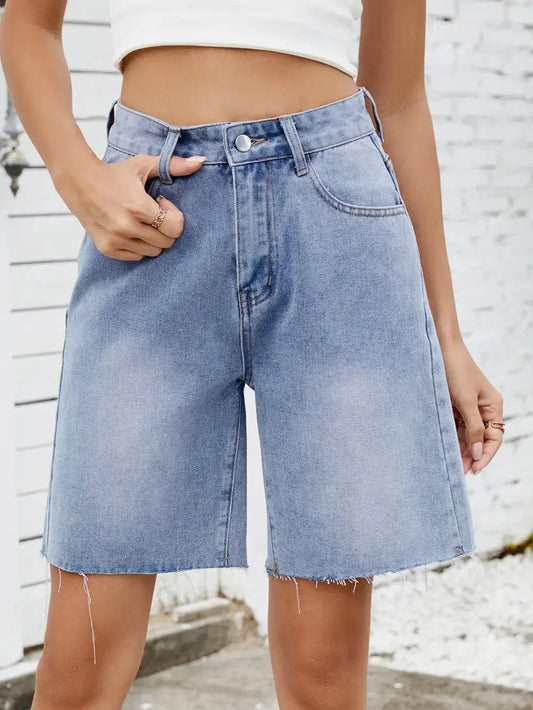 Washed Raw Hem Denim Shortsย ย