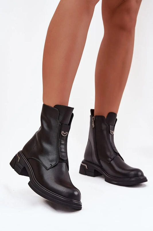  Boots model 218070 Step in style 