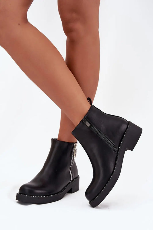  Boots model 218080 Step in style 