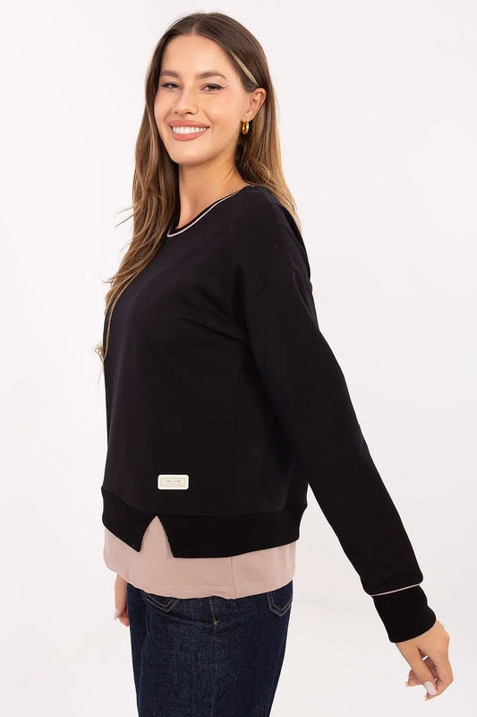  Sweatshirt model 218822 Relevance 