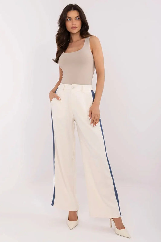 Women trousers model 211177 NM 