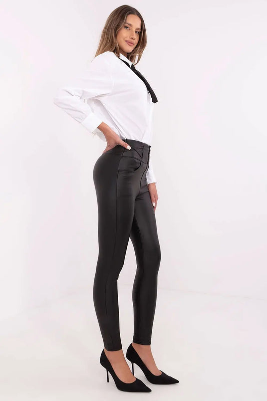  Women trousers model 211187 NM 