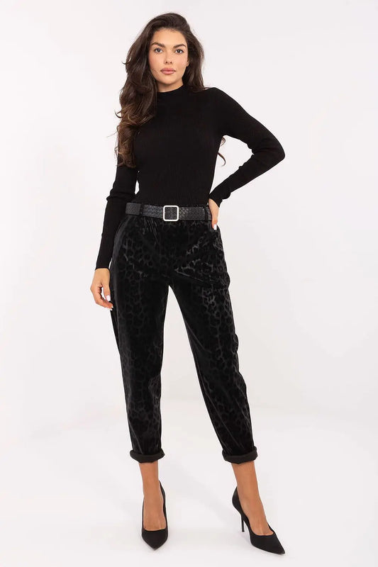  Women trousers model 218443 Italy Moda 